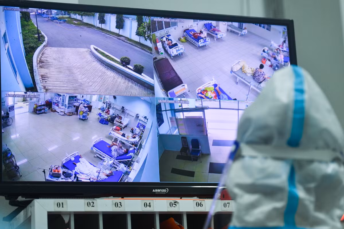 Noi dieu tri nguoi mac Covid-19 co benh nen, tho may tai TP.HCM-Hinh-4