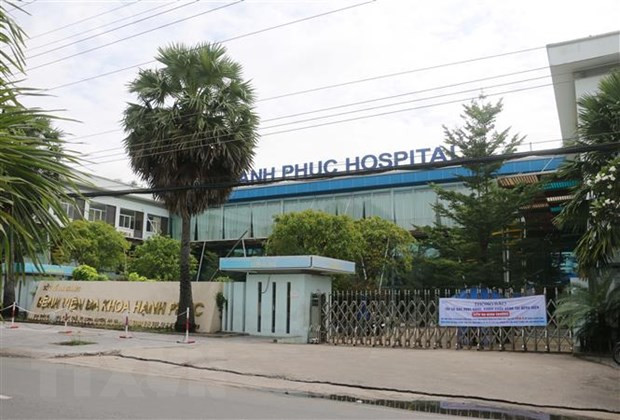 Xu phat benh vien tu nhan dang tin tiem dich vu vaccine COVID-19