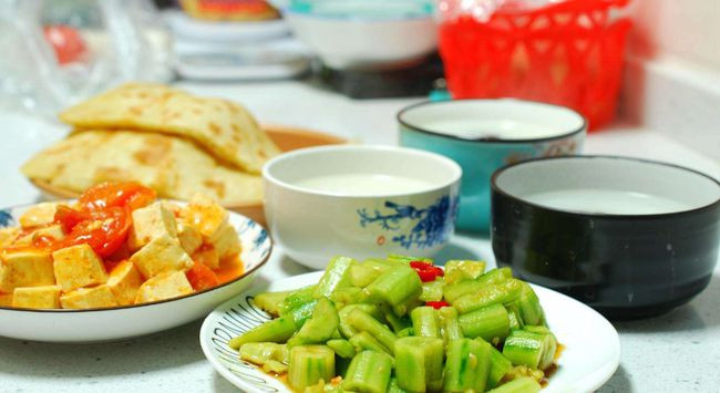 4 việc làm buổi sáng, 3 việc làm buổi tối, 5 việc không làm ban đêm - Hình 3 4 viec lam buoi sang, 3 viec lam buoi toi, 5 viec khong lam ban dem-Hinh-3