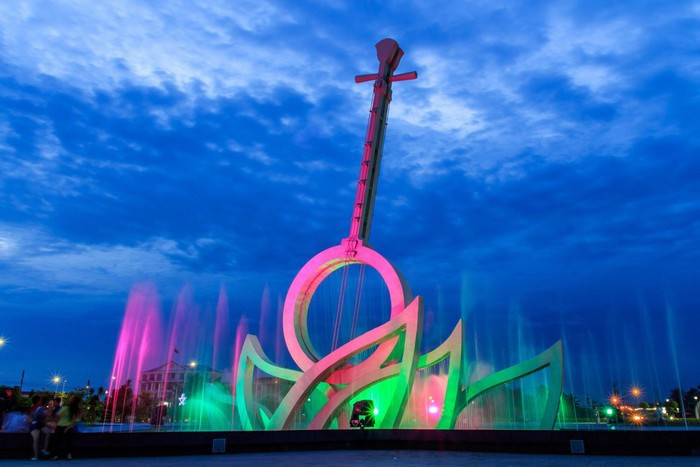 Theo Cổng thông tin điện tử của tỉnh, Bạc Liêu gồm thành phố Bạc Liêu, thị xã Giá Rai và 5 huyện: Hồng Dân, Phước Long, Vĩnh Lợi, Đông Hải và Hòa Bình. Tỉnh Bạc Liêu có 64 đơn vị hành chính cấp xã, phường, thị trấn.