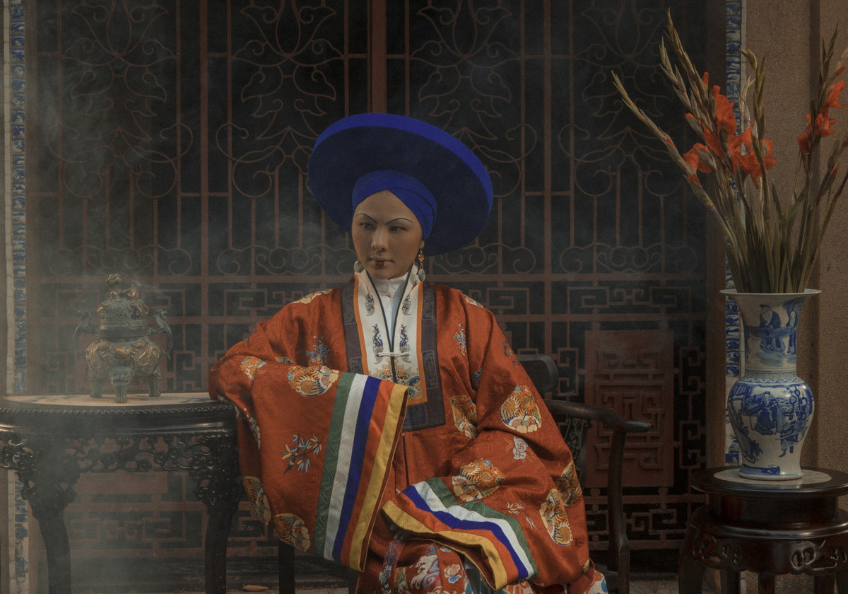 Đặt ra từ thời Minh Mạng, nhưng các vua nhà Nguyễn rất ít khi sách phong Hoàng quý phi. Trong lịch sử nội cung của triều đại này, bà Trang Ý tên thật là Vũ Thị Duyên, húy là Hài, người Lệ Thủy (Quảng Bình), con của Ngự tiền đại thần thái tử, thái bảo Đông các học sĩ Vũ Xuân Cẩn là Hoàng quý phi đầu tiên của triều Nguyễn. Năm 1843, bà được tuyển vào hầu hạ vua Tự Đức ở nơi tiềm để. Năm 1862, bà được vua Tự Đức tấn phong làm Hoàng quý phi. Năm 1882, bà bị giáng làm Trung phi, bậc nhất giai. Đến thời vua Đồng Khánh, bà được tôn làm Hoàng thái hậu, vị hiệu Trang Ý Hoàng thái hậu.