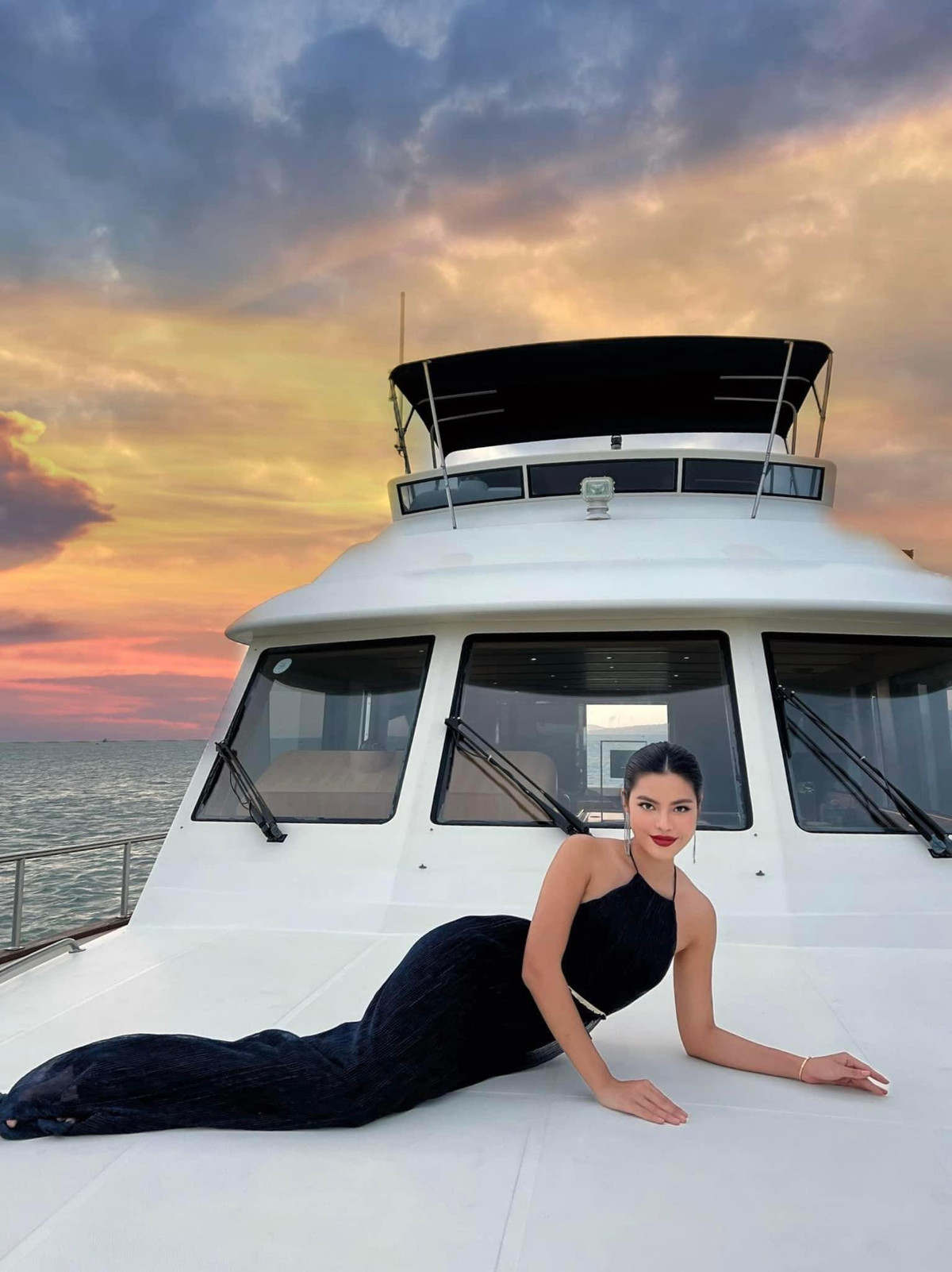 Nu giang vien gay chu y tai Hoa hau The thao VN-Hinh-2