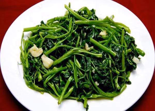 4 loai rau quen thuoc cang an nhieu cang nhanh mac soi than-Hinh-3