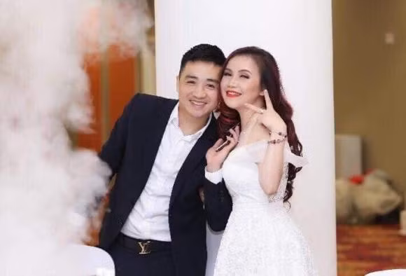 Cuoc song cua chong cu dien vien Hoang Yen gio ra sao?-Hinh-7