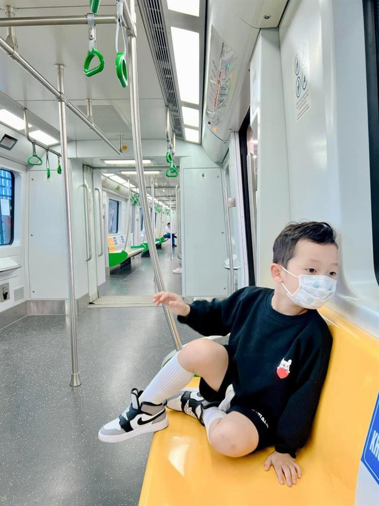 Phan ung Ly Kute khi bi 