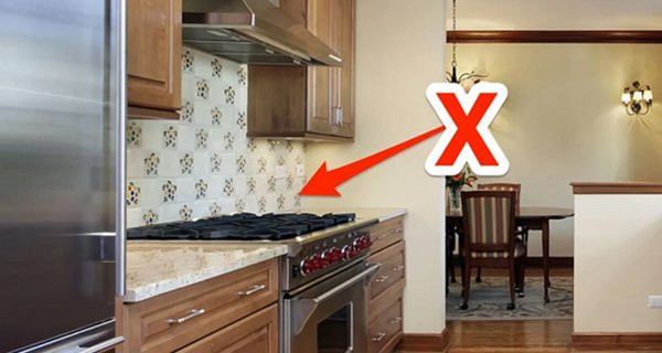 Chính vì vậy điều tối kỵ đó chính là để căn bếp lạnh lẽo quá lâu. Điều này cũng làm ảnh hưởng đến vận khí của gia đình, lâu ngày sẽ khiến các thành viên xa cách, dễ xích mích.