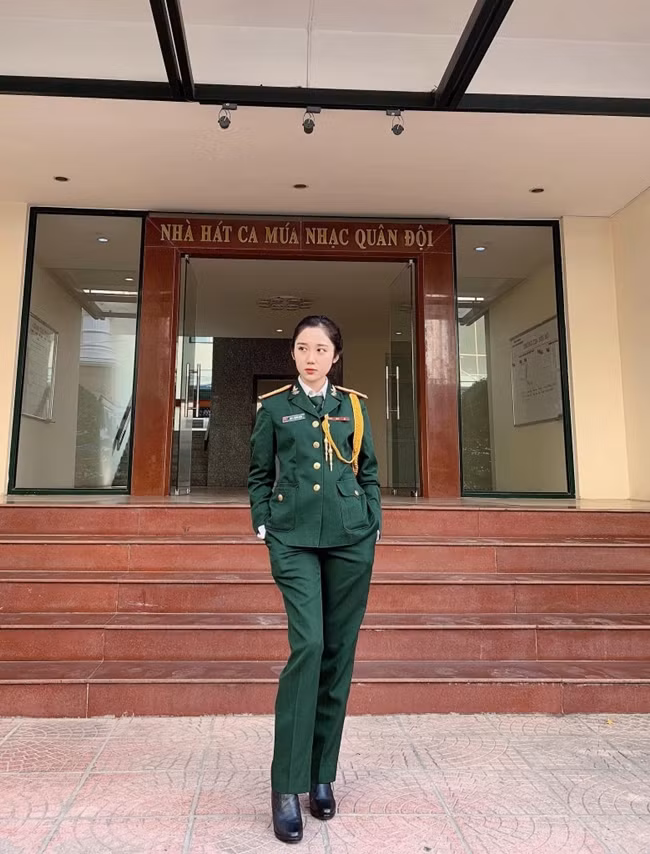 Không ít lần cô bị nhận nhầm là người Hàn Quốc vì diện mạo trong sáng, thanh thuần.