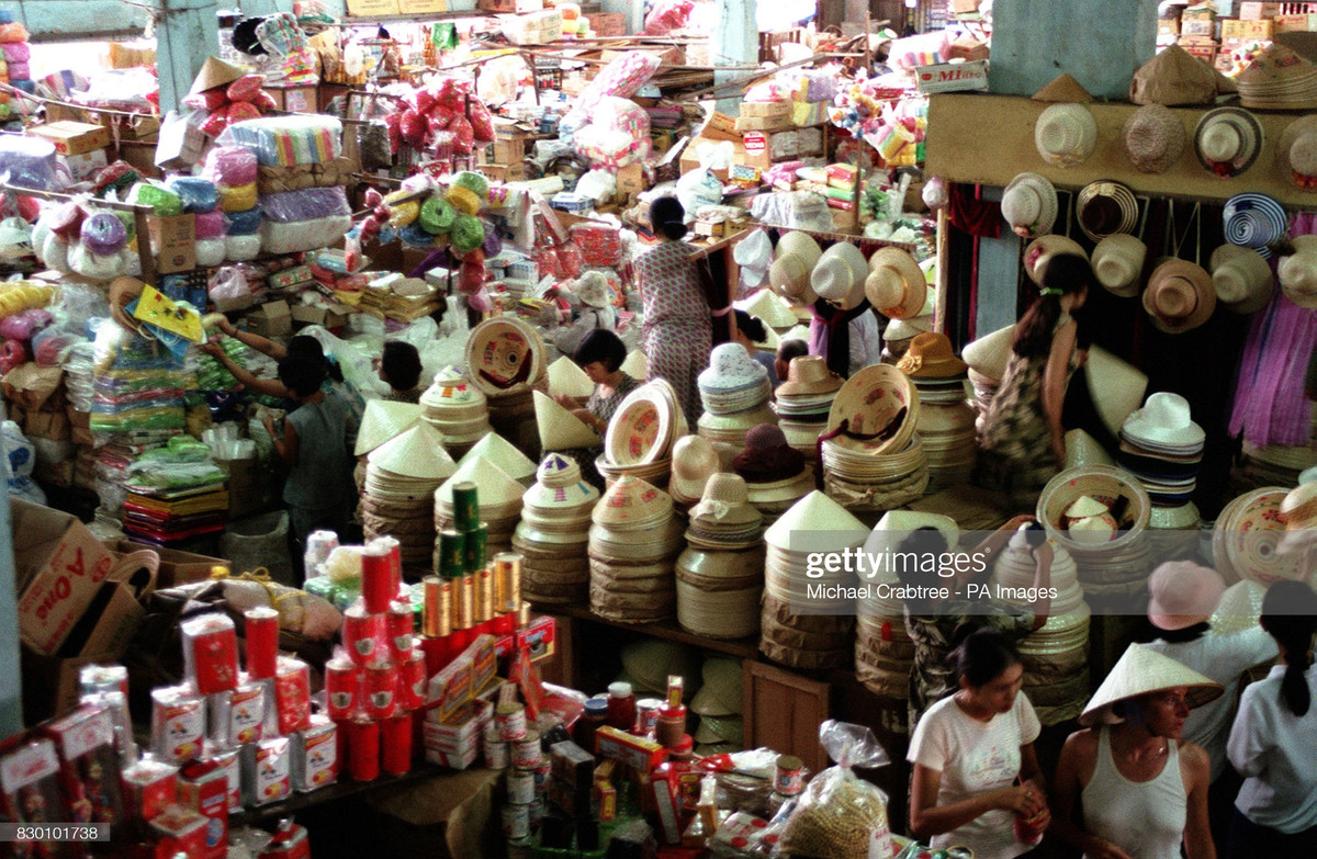 Trong chợ Đông Ba ở Huế.