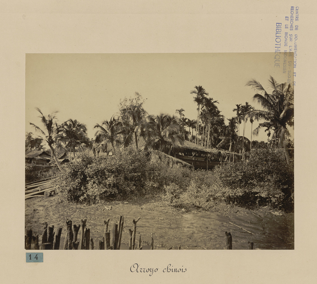 Xóm làng bên kênh Tàu Hủ, khu vực Chợ Lớn.