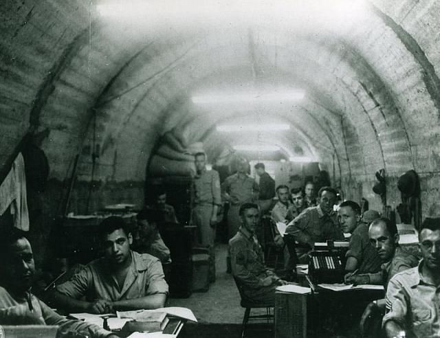 Đường hầm này dài 426 mét, nằm sâu trong lòng đảo Corregidor, từng là kho cung ứng cho quân đồn trú của Mỹ trên đảo trước khi họ thất bại trước người Nhật. Tướng lĩnh Mỹ lo ngại rằng lính Nhật có thể cố thủ trong đó hàng tháng.