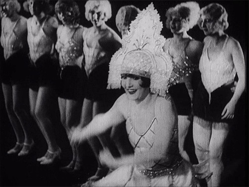 The Pleasure Garden, bộ phim đầu tay của Alfred Hitchcock.