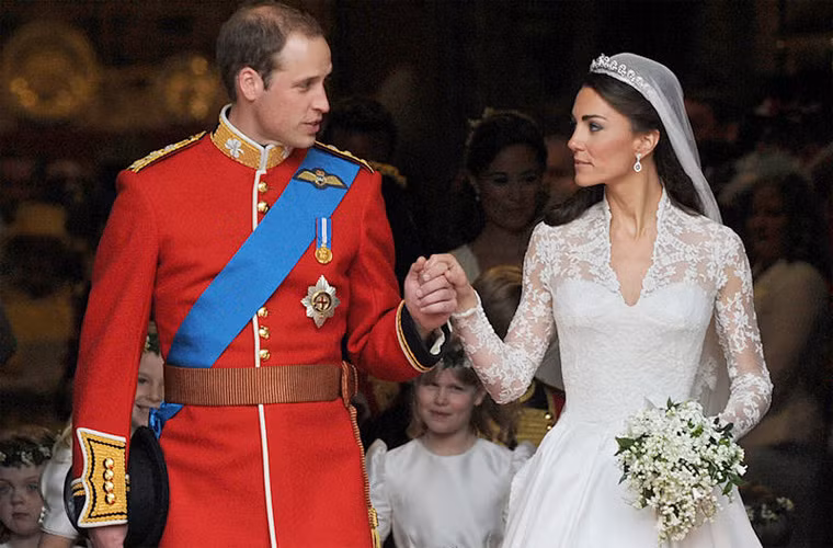 Đám cưới của Hoàng tử Anh William và công nương Kate Middleton ngày 29/4/2011 tốn kém tới 34 triệu USD trong đó váy cưới cô dâu giá 70.000 USD, hoa cưới 800.000 USD, bánh cưới 80.000 USD. Hôn lễ hoành tráng được khán giả ở hơn 180 quốc gia theo dõi qua tivi và internet.