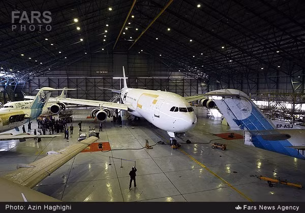 Một phương án khác cũng được đề cập là trong bối cảnh thắt lưng buộc bụng của chính quyền Israel, biết đâu Thủ tướng sẽ tái sử dụng lại mẫu máy bay vừa được cho về hưu Boeing 767.