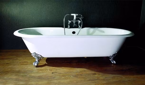 Bồn tắm là nơi thư giãn ưa thích của nhiều người, nhưng bạn có biết: khu vực xung quanh lỗ xả nước là nơi sinh sống của 19.468 vi khuẩn trên mỗi inch vuông.