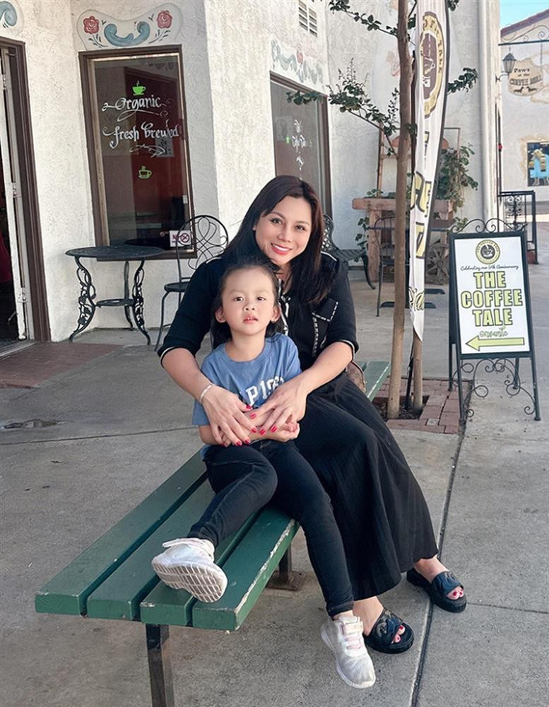 Hoang Anh 4 nam o My: Ban hang online, ly hon vo Viet kieu-Hinh-7