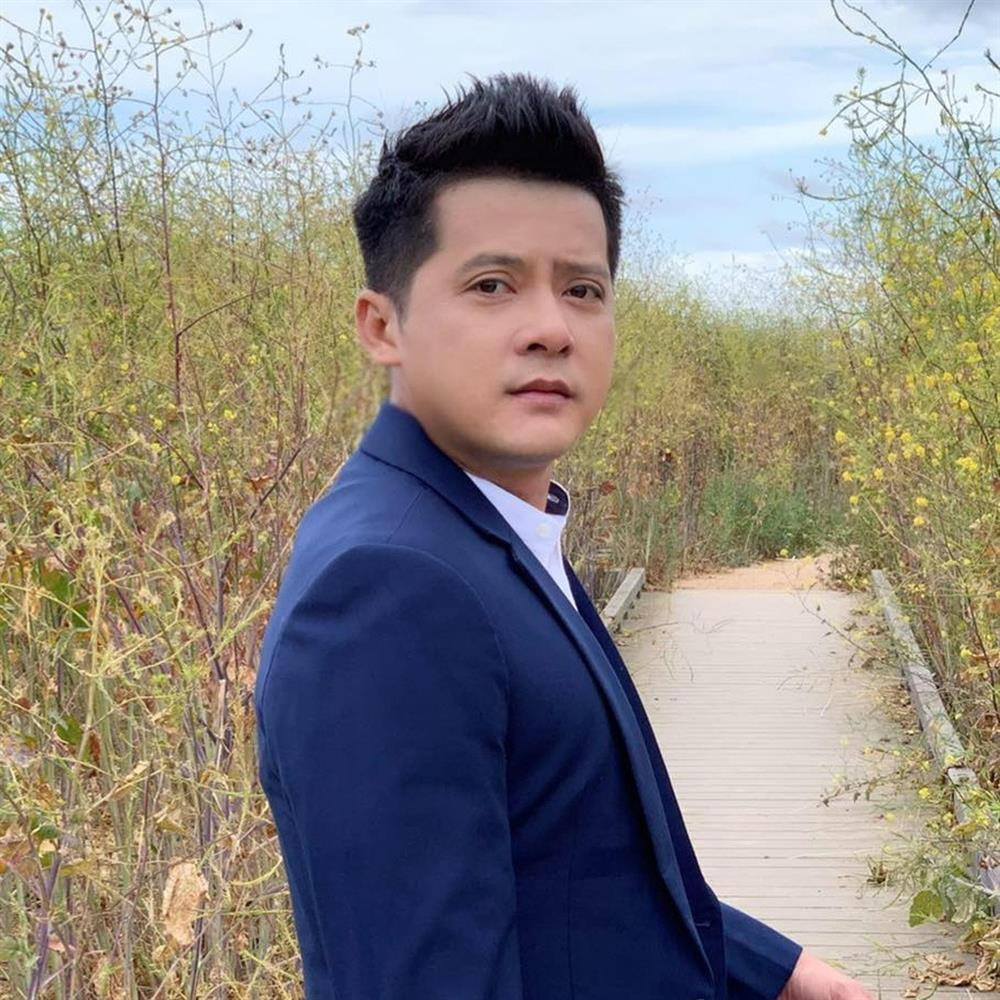 Hoang Anh 4 nam o My: Ban hang online, ly hon vo Viet kieu