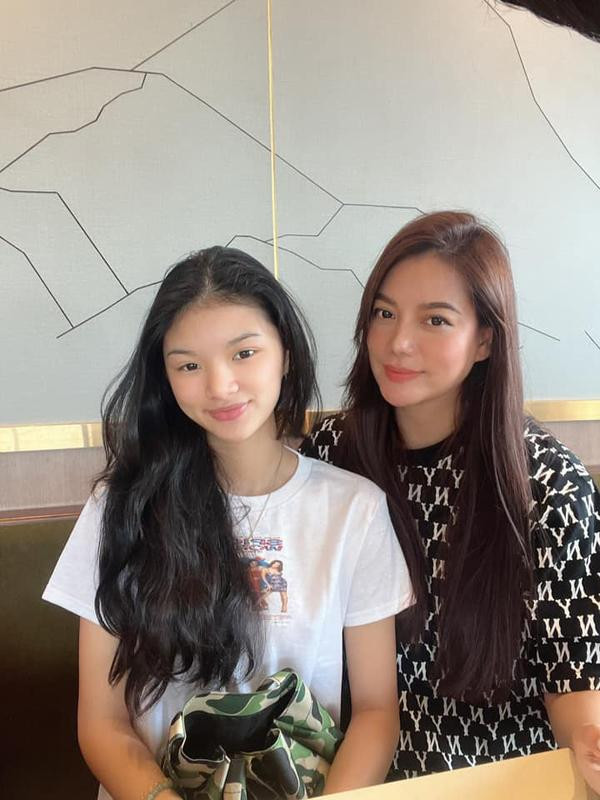 Nhan sắc tuổi 15 của con gái nhà Trương Ngọc Ánh - Trần Bảo Sơn - Hình 7 Nhan sac tuoi 15 cua con gai nha Truong Ngoc Anh - Tran Bao Son-Hinh-7