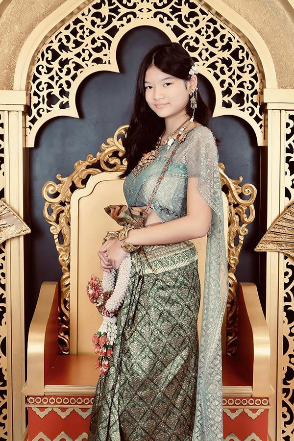 Nhan sắc tuổi 15 của con gái nhà Trương Ngọc Ánh - Trần Bảo Sơn Nhan sac tuoi 15 cua con gai nha Truong Ngoc Anh - Tran Bao Son