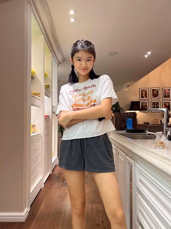 Nhan sac tuoi 15 cua con gai nha Truong Ngoc Anh - Tran Bao Son-Hinh-8