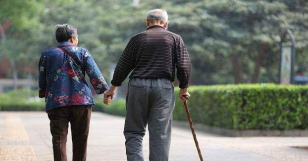 Tôi không thể trở về quê khi đã bán nhà cho con mua chung cư Toi khong the tro ve que khi da ban nha cho con mua chung cu