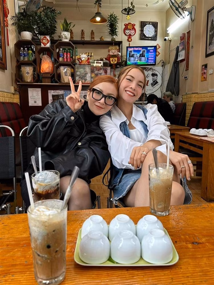 Chi em Yen Trang - Yen Nhi: Sac voc quyen ru, doc than tuoi U40-Hinh-14