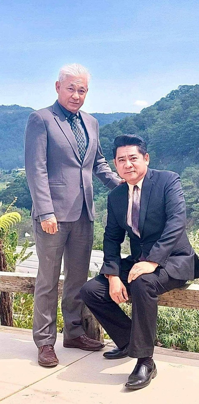 Nam dien vien ve Viet Nam dong phim, tuoi xe chieu lam nong dan la ai?-Hinh-7