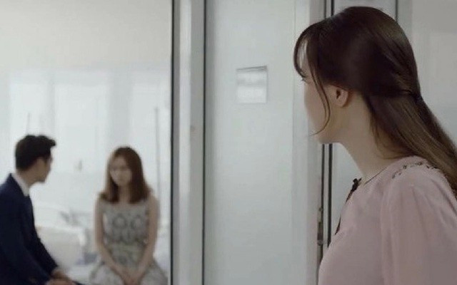 Lên thăm chồng, vợ sốc nặng bỏ chạy khi chứng kiến cảnh tượng trong nhà Len tham chong, vo soc nang bo chay khi chung kien canh tuong trong nha