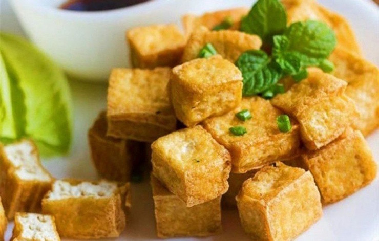 Làm cách này, đậu phụ rán căng phồng, vàng ươm, không dính chảo - Hình 4 Lam cach nay, dau phu ran cang phong, vang uom, khong dinh chao-Hinh-4