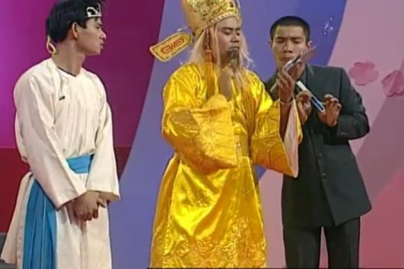 Ngoc Hoang dau tien cua Tao Quan co cuoc song hon nhan gay ngo ngang