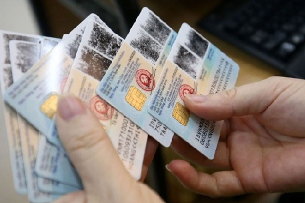 Nha nghi, khach san “tam giu” chung minh thu, CCCD la sai quy dinh