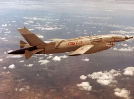 UAV đã được Mỹ sử dụng từ cuộc chiến tranh ở Việt Nam, chủ yếu làm nhiệm vụ trinh sát ở miền Bắc Việt Nam.