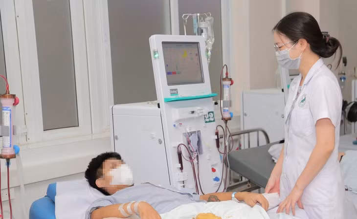 Bệnh nhân bị suy thận độ 5 sau khi uống thuốc nam. Ảnh BVCC
