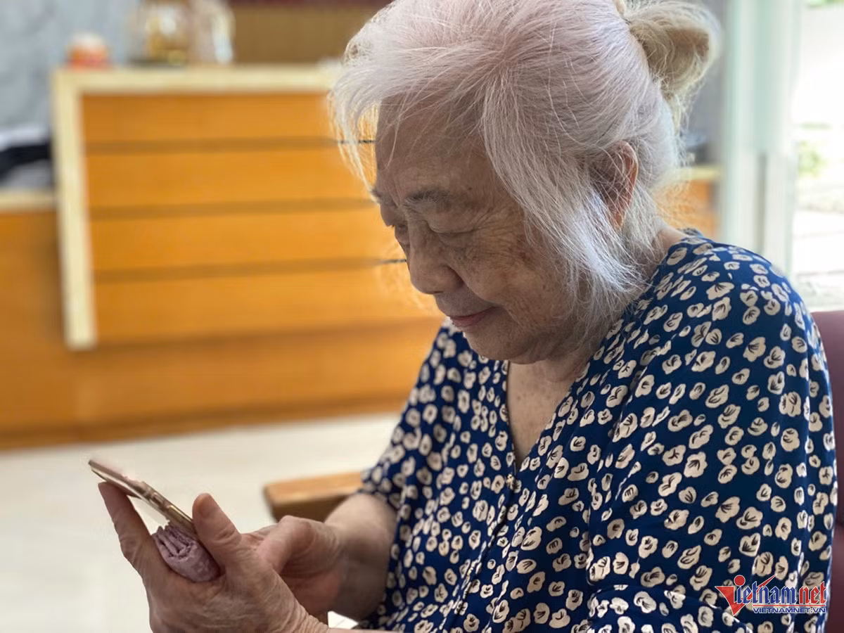 Cuoc song o vien duong lao cua cu ong gan 100 tuoi-Hinh-2