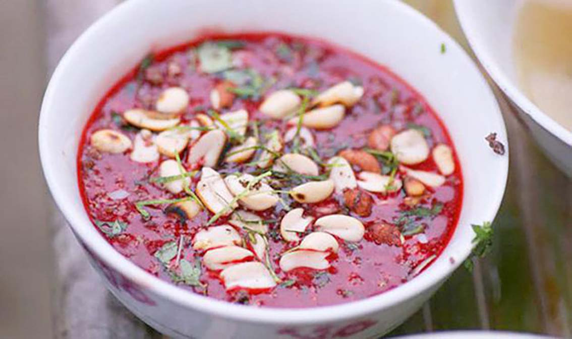 Dac san Viet tren ban nhau nhung la noi am anh voi khach Tay-Hinh-4