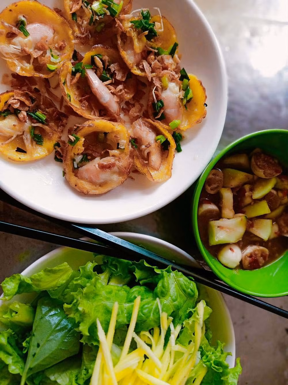 Dac san gom tron huong vi nui rung Tay Nguyen an 