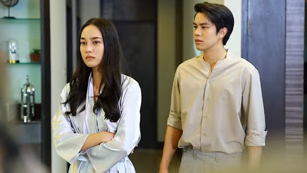 Duoc ban trai tang o to gia 500 trieu, toi tuc gian bat khoc