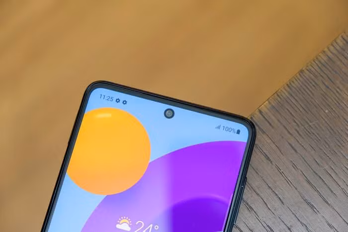 4 smartphone tot dang mua trong dip cuoi nam 2021-Hinh-2