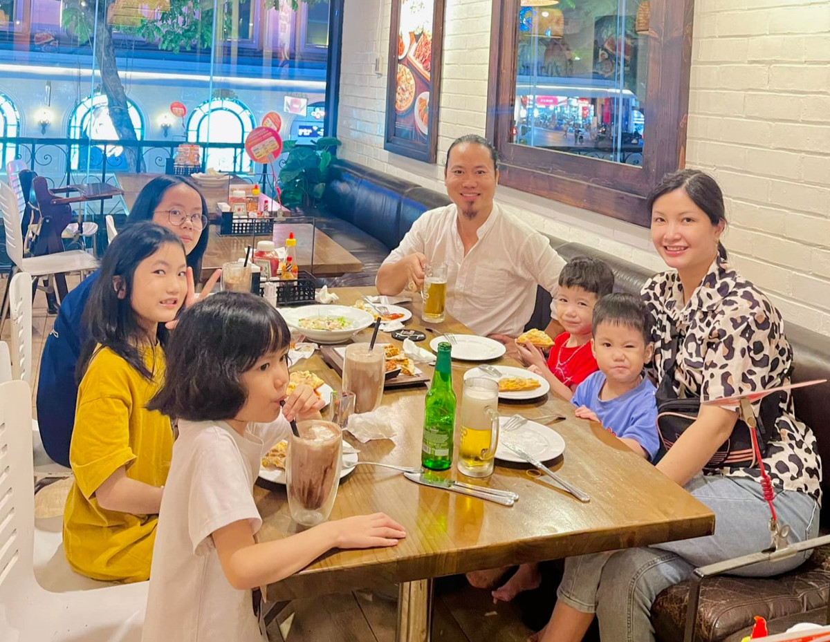 O nha go dat vang, vo tre cua Vuong Rau van thiet thoi-Hinh-5