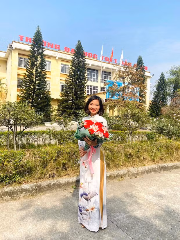 Nguyen Thi Oanh dien vay thuot tha, nhan sac ngot ngao-Hinh-10