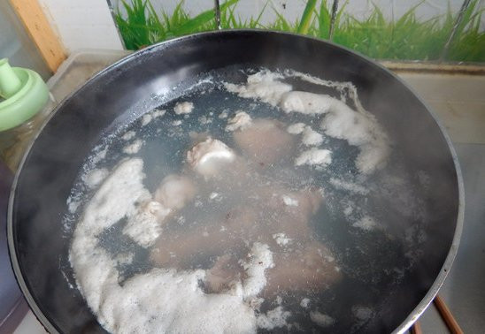 2 loại bọt cần hớt bỏ, 3 loại nên giữ khi nấu ăn - Hình 2 2 loai bot can hot bo, 3 loai nen giu khi nau an-Hinh-2