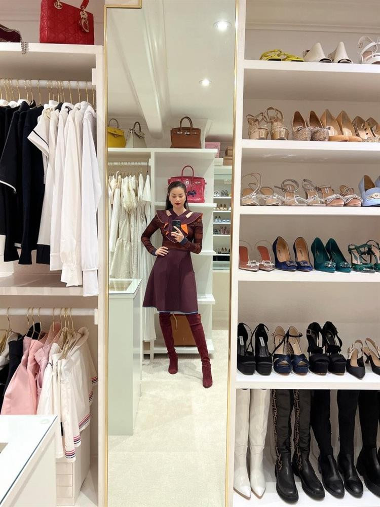 Quý tử nhà Hoa hậu Phạm Hương mới 5 tuổi sống chuẩn rich kid - Hình 12 Quy tu nha Hoa hau Pham Huong moi 5 tuoi song chuan rich kid-Hinh-12