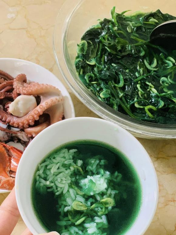 Rau khoai lang chuyen mau, ba noi tro khong biet an hay bo-Hinh-5