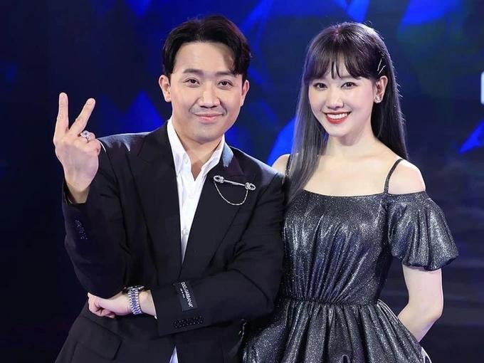 Mỹ nhân Việt được cầu hôn: Hà Hồ nức nở, Nhã Phương ngơ ngác - Hình 5 My nhan Viet duoc cau hon: Ha Ho nuc no, Nha Phuong ngo ngac-Hinh-5