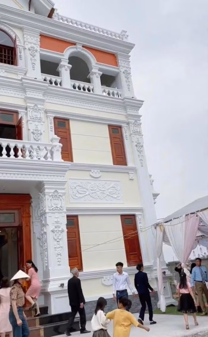 Su that dam cuoi mai nha la gay xon xao coi mang-Hinh-6