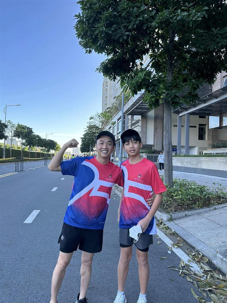 Subeo sinh năm 2010, là trái ngọt hôn nhân của Cường Đô La và Hồ Ngọc Hà. Từ khi chào đời, Subeo đã được xem là nhóc tỳ "ngậm thìa vàng", bởi sinh ra trong gia đình tài phiệt.