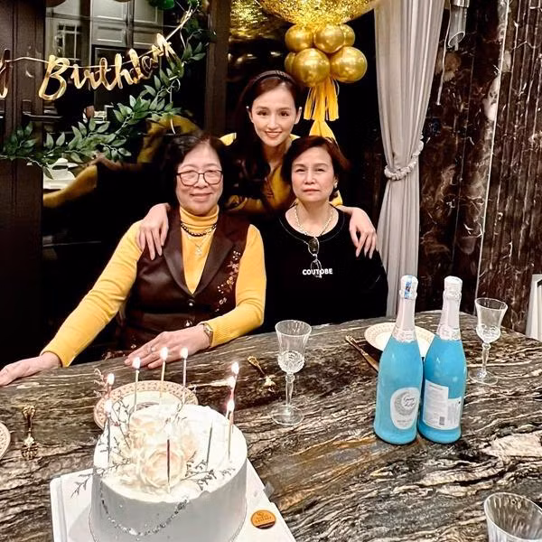 Đây chính là hậu phương vững chắc để Lã Thanh Huyền ngày càng phát triển hơn trong sự nghiệp lẫn hôn nhân.