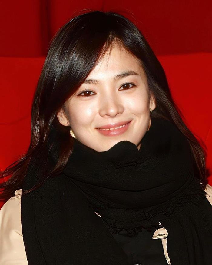 Nhan sac 'bang thanh ngoc khiet' cua Song Hye Kyo hon thap ky truoc-Hinh-4