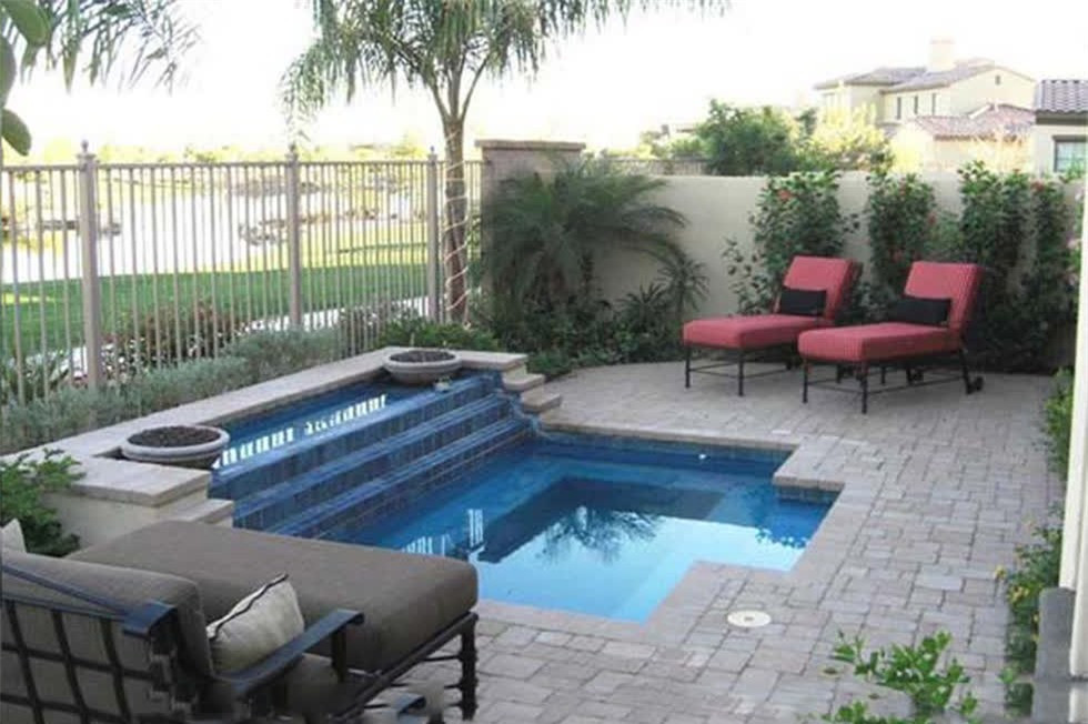 Nên xây hồ bơi, hồ nuôi cá ở phía trước hay sau nhà? ảnh 2