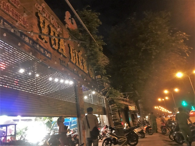 Hang chuc thanh nien hon chien trong quan nhau o TP.HCM