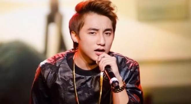 Ca khúc mới ngọt ngào, ấm áp của Sơn Tùng MTP như "xoa dịu" các fan giữa bão dư luận.